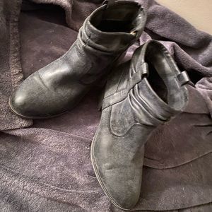 9M Dark Grey Boots